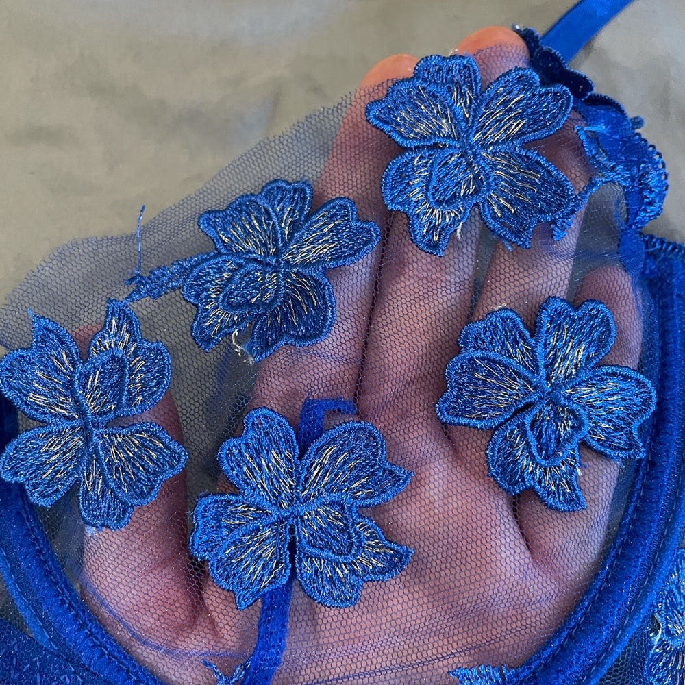 BUNDLE 2 pack- Appliqué lace bras - Picture 4 of 6